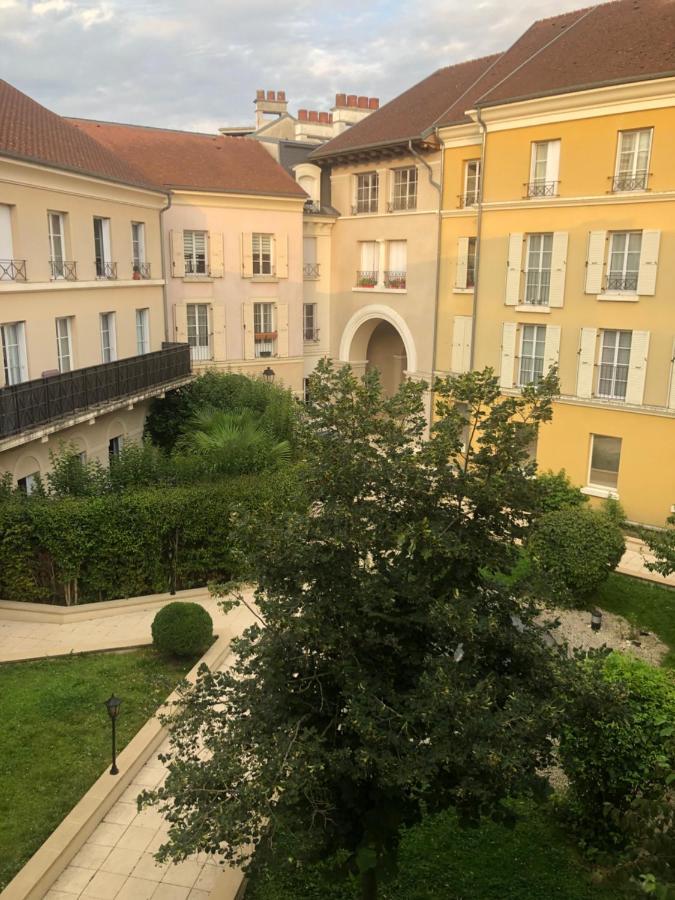 Appartement Place Toscane Серри Экстерьер фото